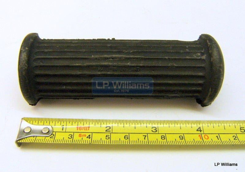 BSA  footrest rubber (pair) Without logo  Square hole 4.5" long