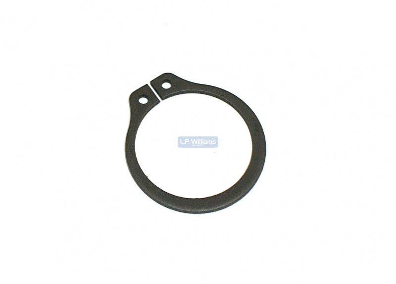 Gear pedal spindle circlip