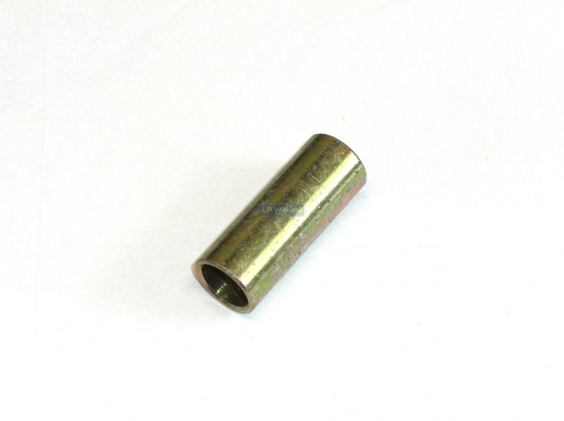 Instrument carrier spacer tube