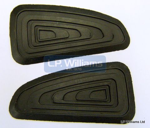 pair of knee grips T140