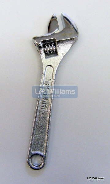 150mm Adjustable wrench