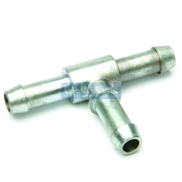 Fuel pipe T junction for 1/4 pipe